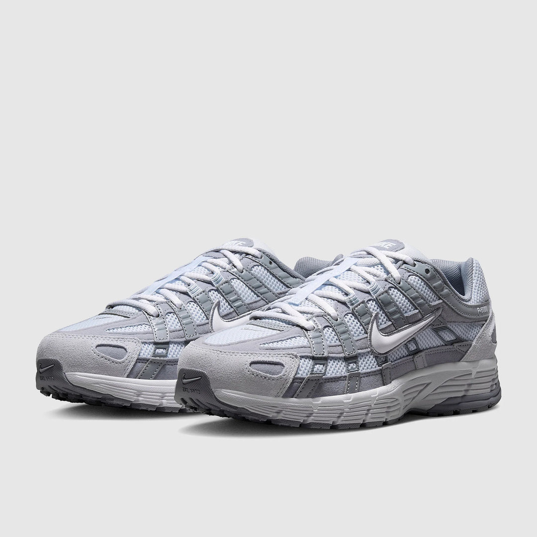 NIKE P-6000 FOOTBALL GREY STEALTH WHITE