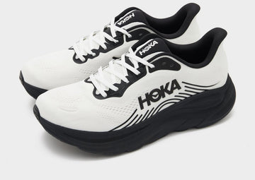 HOKA CLIFTON 11 WHITE — Stock
