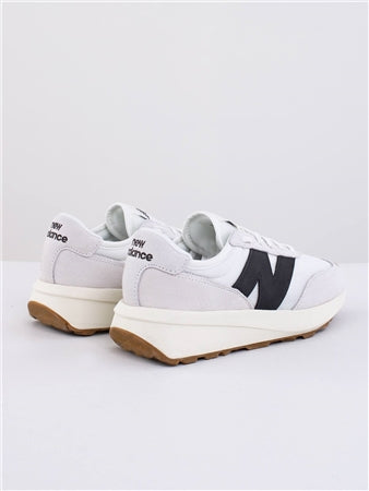 NEW BALANCE 370 SEA SALT WITH BLACK CEMENT