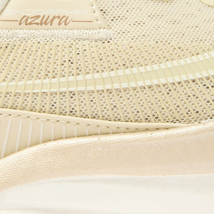 SAUCONY ENDORPHIN AZURA EGGSHELL IVORY