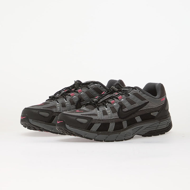 NIKE P-6000 MEDIUM ASH/ BLACK-IRON GREY-HYPER PINK