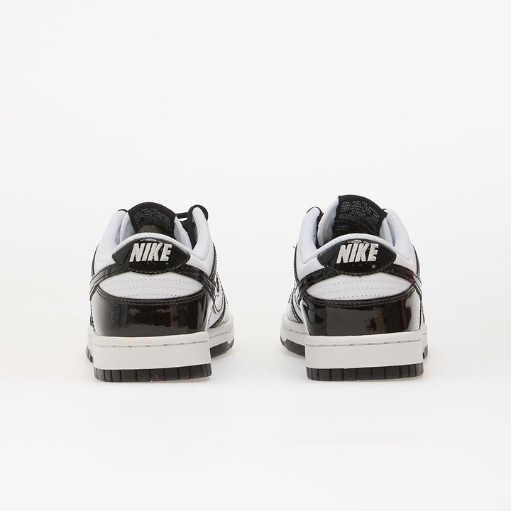 NIKE DUNK LOW SE WHITE/ BLACK-WHITE-METALLIC SILVER