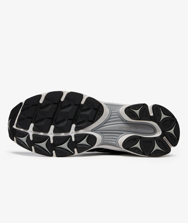 SAUCONY PROGRID TRIUMPH 4 WHITE