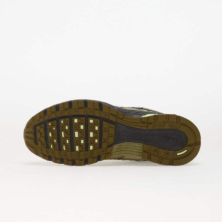 NIKE P-6000 SE OLIVE FLAK/ ANTHRACITE-JADE AURA