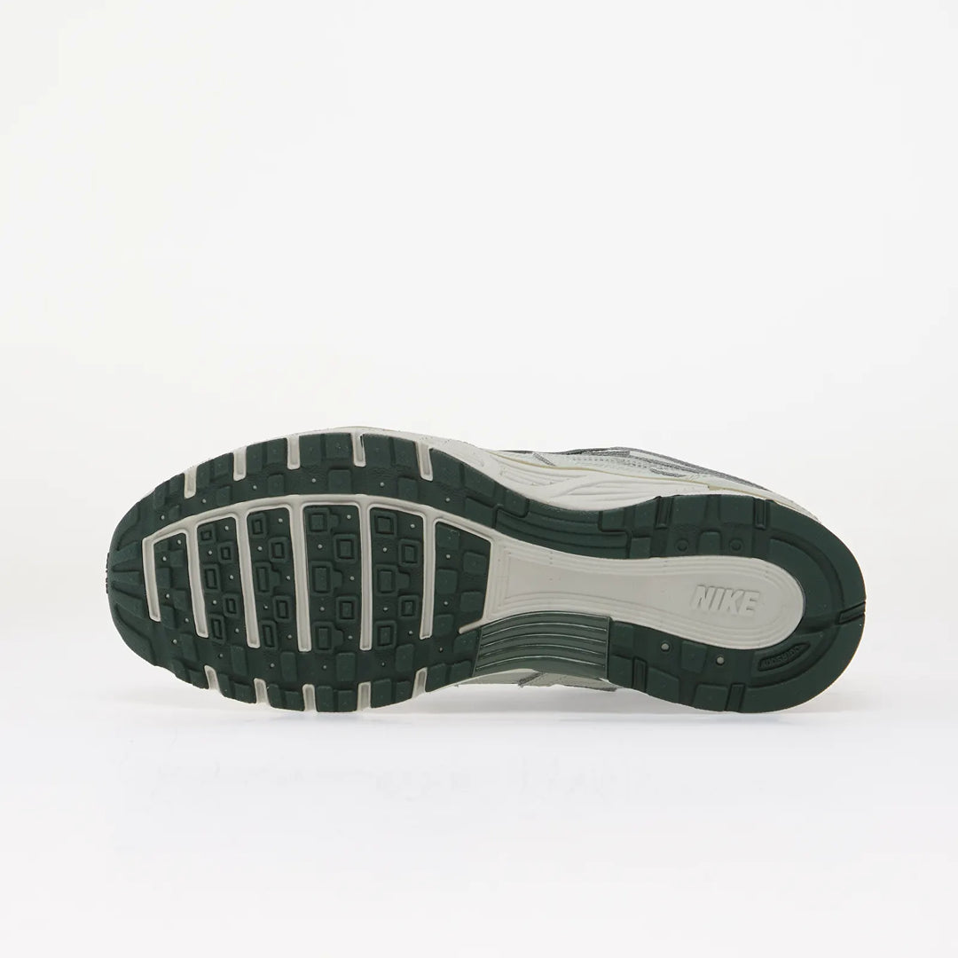 NIKE P-6000 LIGHT PUMICE/ CAMO GREEN-LIGHT SILVER