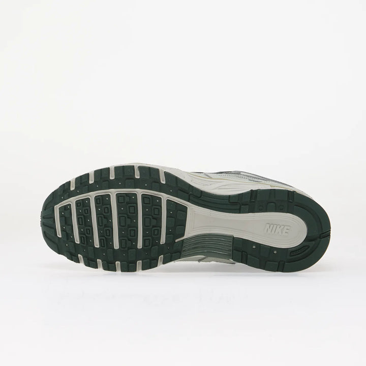NIKE P-6000 LIGHT PUMICE/ CAMO GREEN-LIGHT SILVER