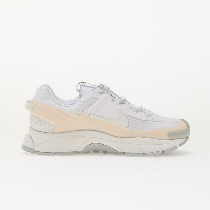 NIKE ZOOM VOMERO ROAM WHITE/ WHITE-SUMMIT WHITE-PHANTOM