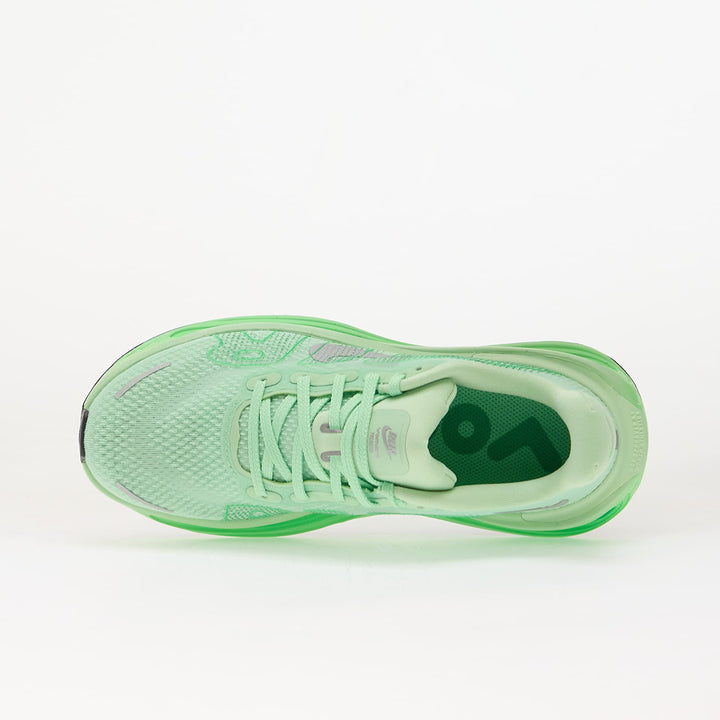 NIKE VOMERO PREMIUM CUCUMBER CALM/ METALLIC SILVER