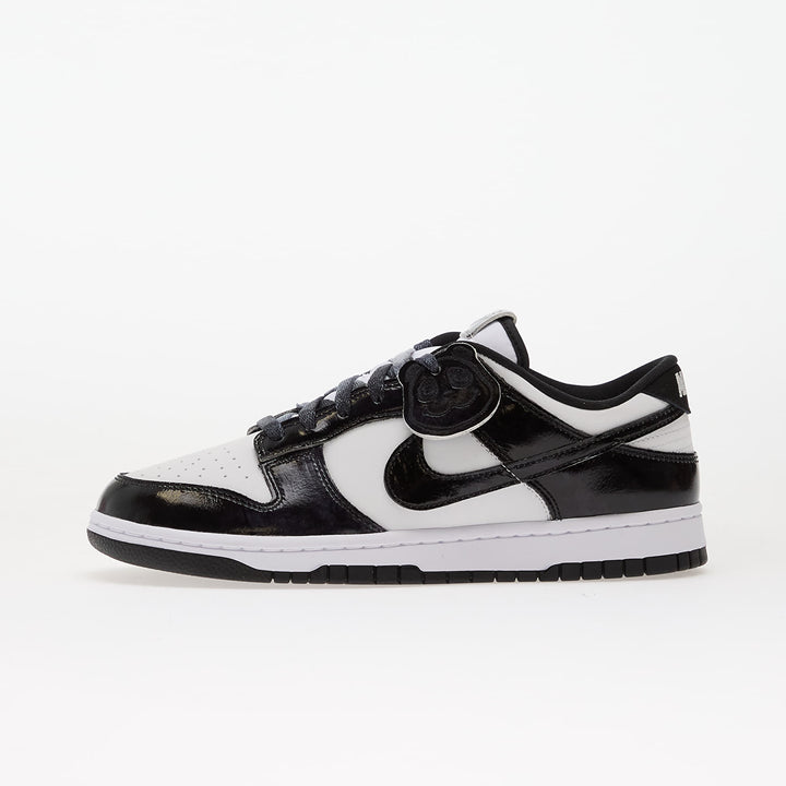NIKE DUNK LOW RETRO SE WHITE/ BLACK-BLACK