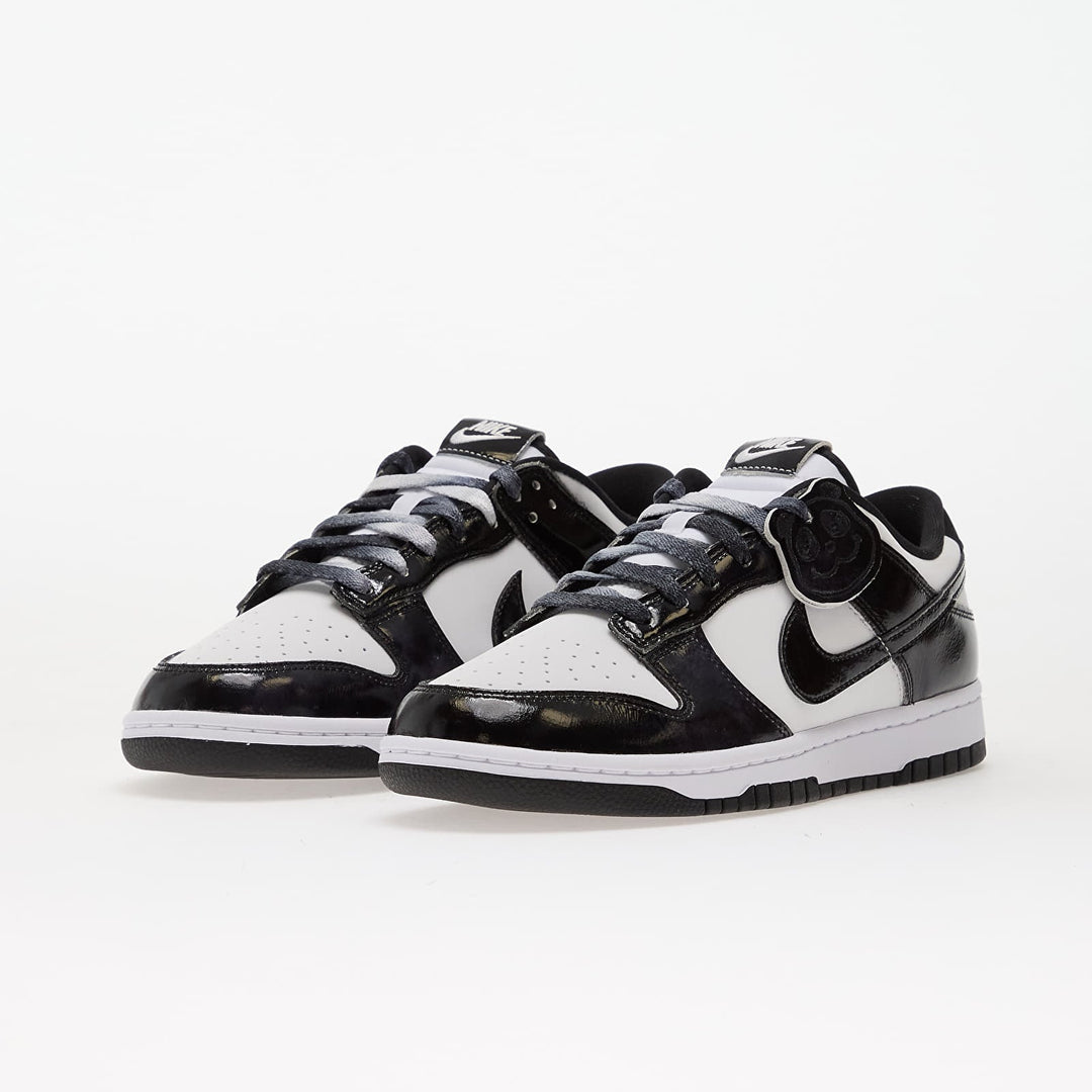 NIKE DUNK LOW RETRO SE WHITE/ BLACK-BLACK