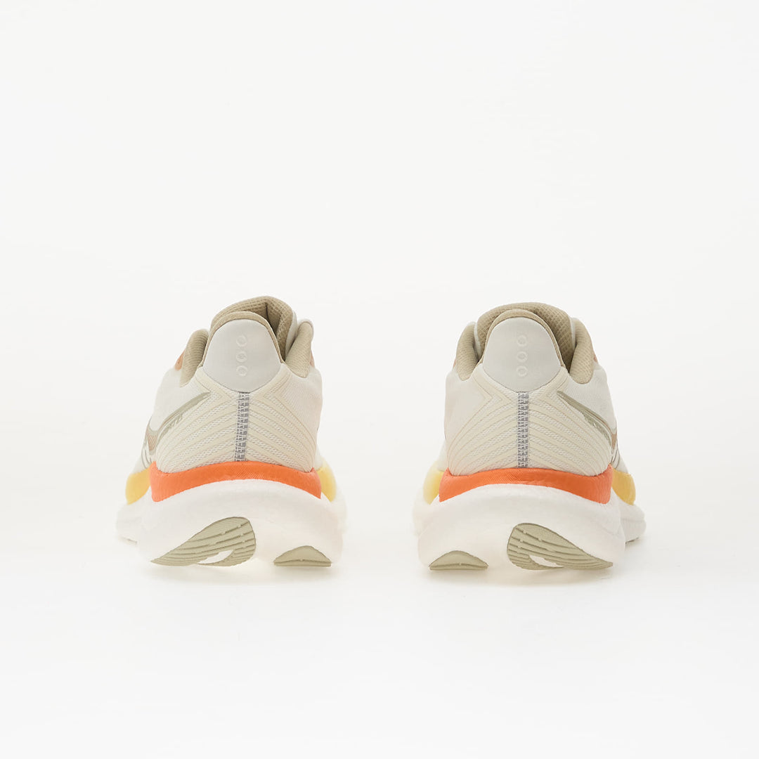 SAUCONY TRIUMPH 23 IVORY/ FIRE