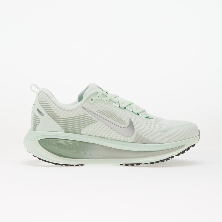NIKE VOMERO 18 BARELY GREEN/ METALLIC SILVER-STEAM