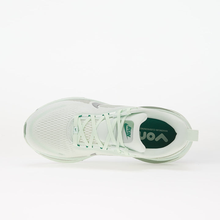 NIKE VOMERO 18 BARELY GREEN/ METALLIC SILVER-STEAM