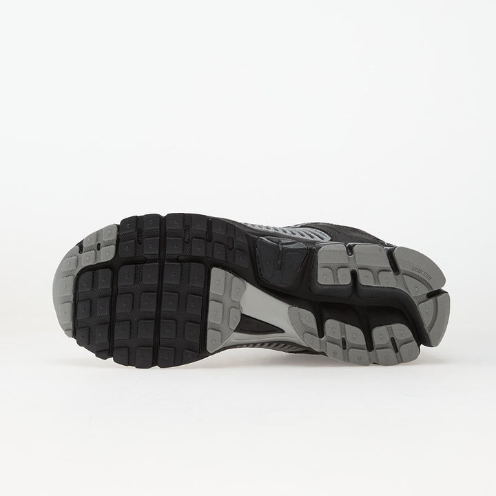 NIKE ZOOM VOMERO 5 ANTHRACITE/ BLACK-CHROME-FLT SILVER