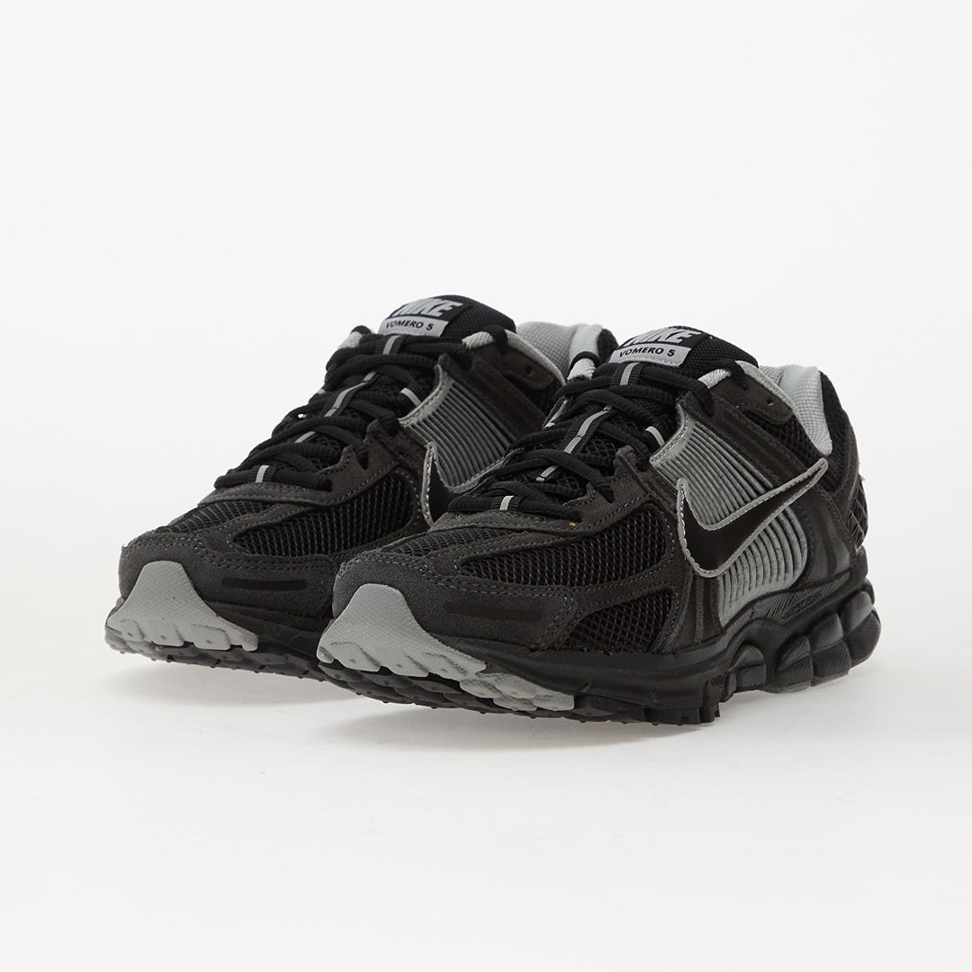NIKE ZOOM VOMERO 5 ANTHRACITE/ BLACK-CHROME-FLT SILVER