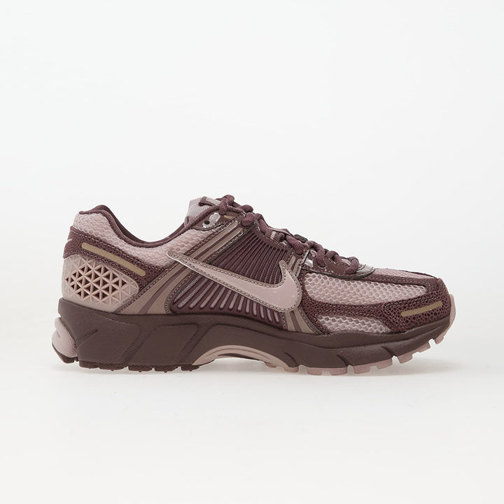 NIKE W ZOOM VOMERO 5 TATTOO/ PARTICLE ROSE-PARTICLE ROSE