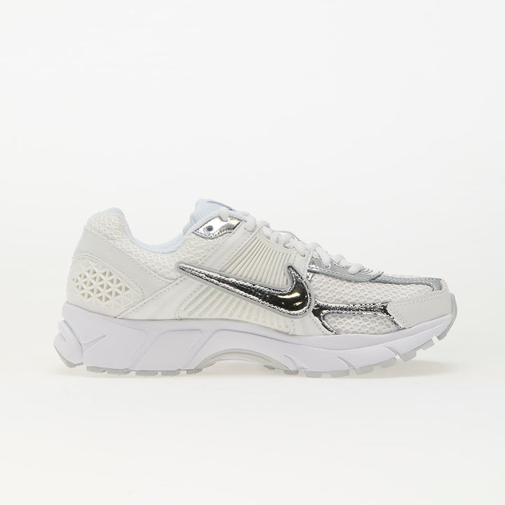NIKE W ZOOM VOMERO 5 GOLD WHITE/ METALLIC SILVER-SUMMIT WHITE