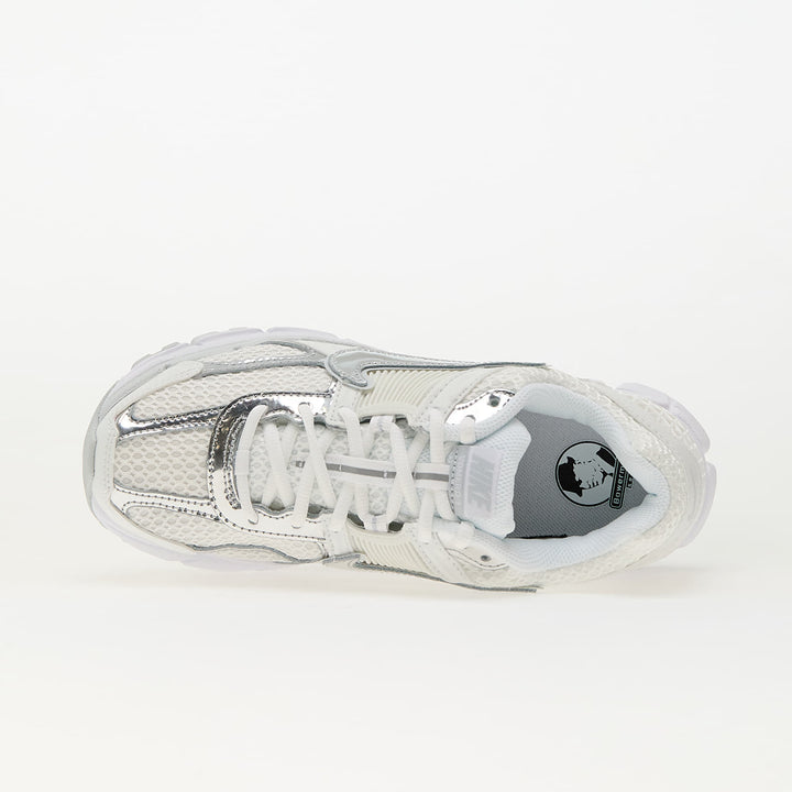NIKE W ZOOM VOMERO 5 GOLD WHITE/ METALLIC SILVER-SUMMIT WHITE