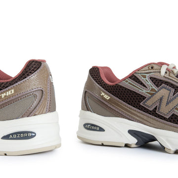 NEW BALANCE 2010 BROWN