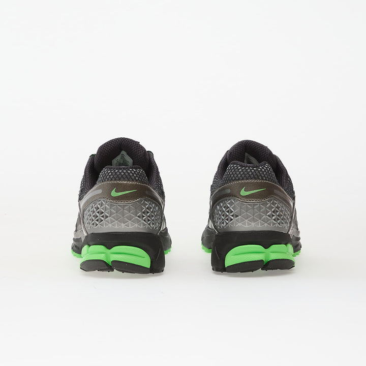 NIKE ZOOM VOMERO 5 SE MTLC PEWTER/ MTLC PEWTER-FLAT PEWTER-BLACK-GREEN STRIKE