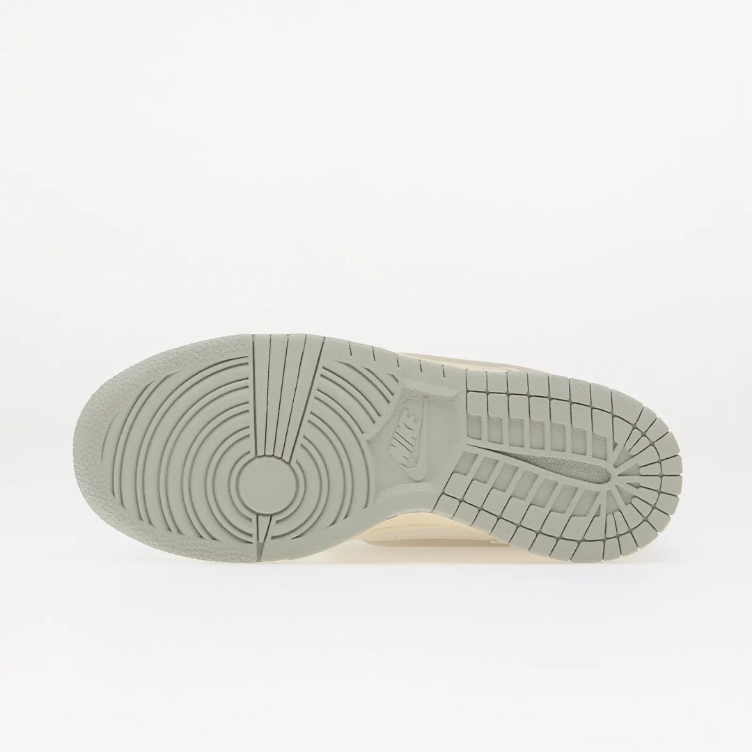 NIKE DUNK LOW LV8 KIDS SAIL/ LIGHT BONE/ COCONUT MILK