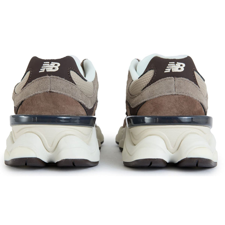 NEW BALANCE 9060 BROWN