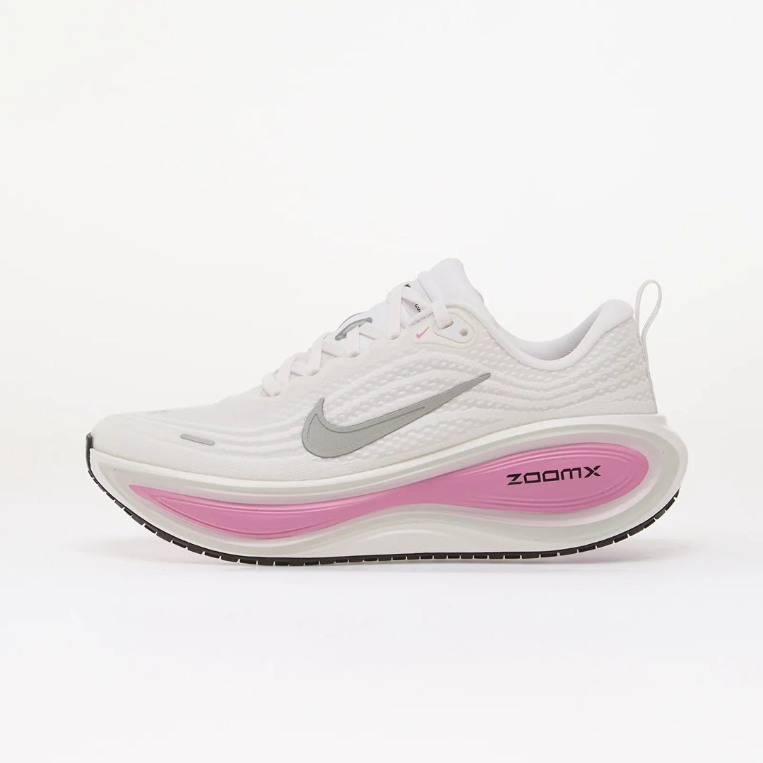NIKE VOMERO PLUS WHITE/ METALLIC SILVER-BLEACHED LILAC