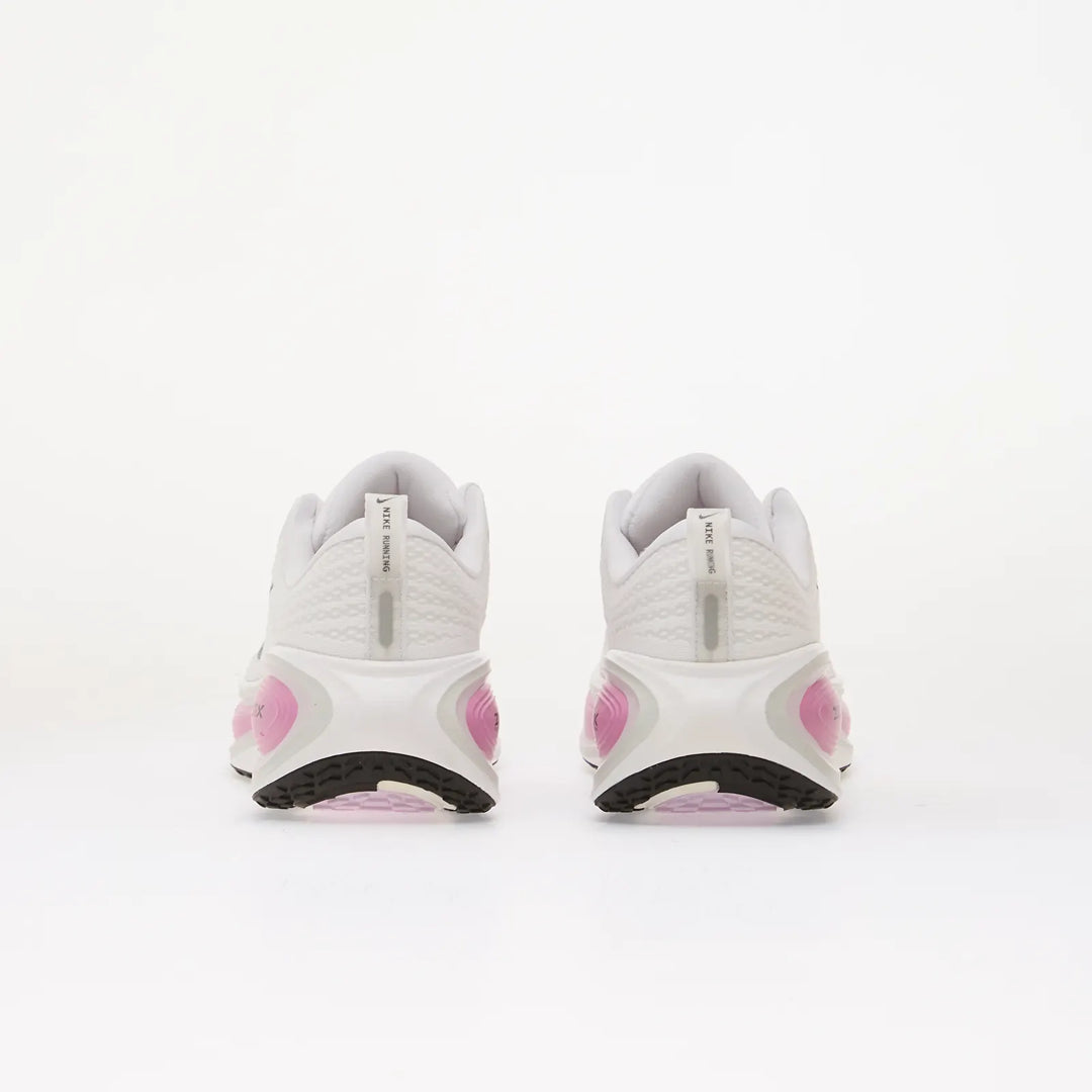 NIKE VOMERO PLUS WHITE/ METALLIC SILVER-BLEACHED LILAC