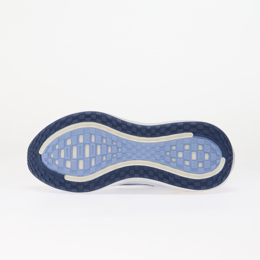 NIKE VOMERO PLUS WHITE/ MYSTIC NAVY-ALUMINUM-FOOTBALL GREY