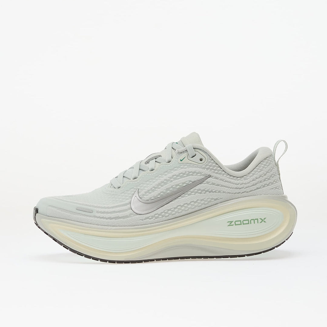 NIKE VOMERO PLUS LIGHT SILVER/ METALLIC SILVER