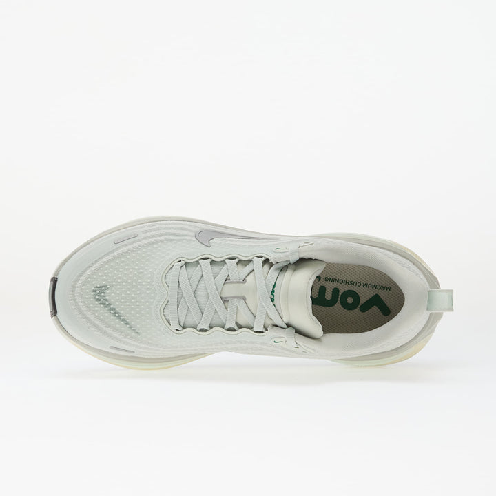 NIKE VOMERO PLUS LIGHT SILVER/ METALLIC SILVER