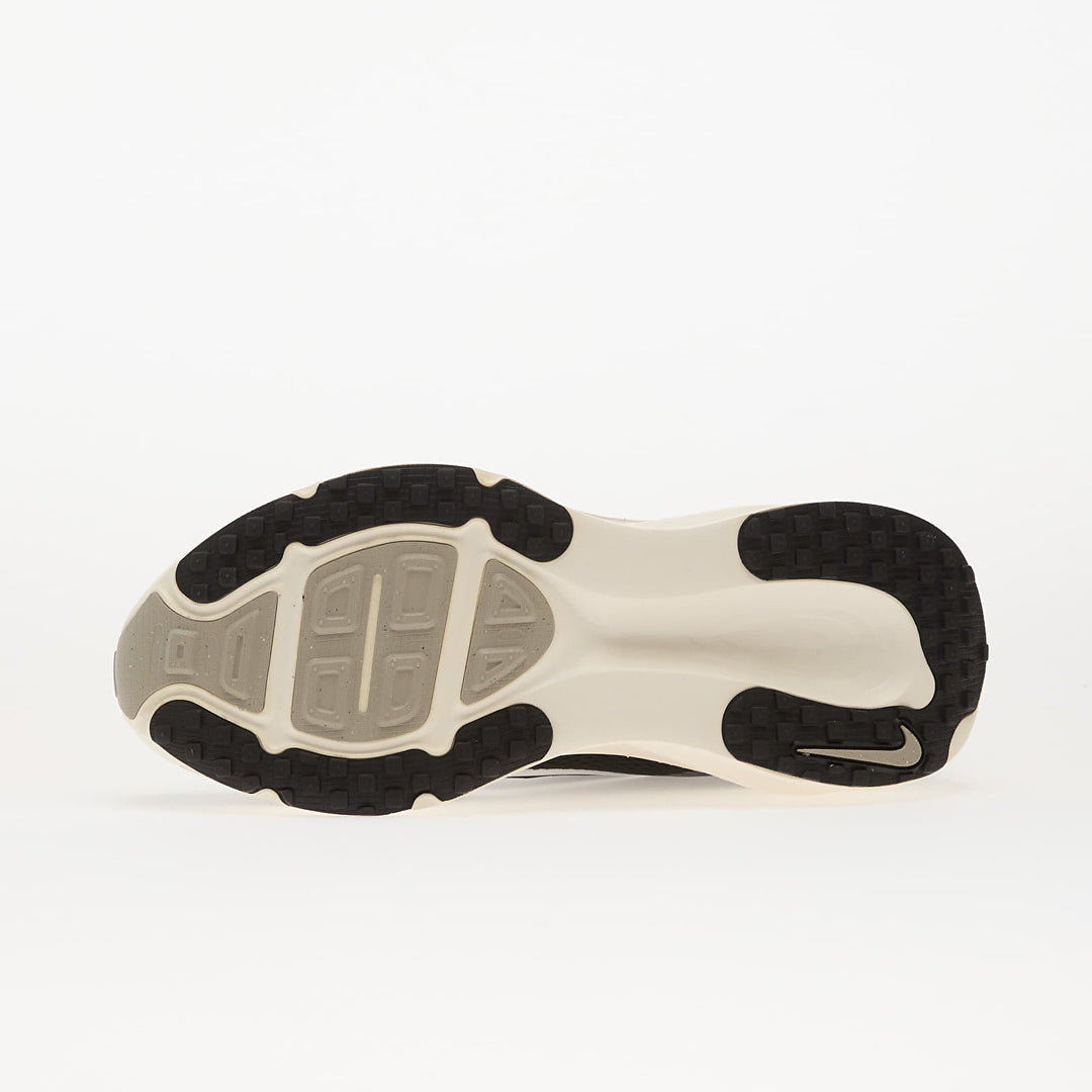 NIKE VOMERO 18 BLACK/ SUMMIT WHITE-COCONUT MILK-LT IRON ORE