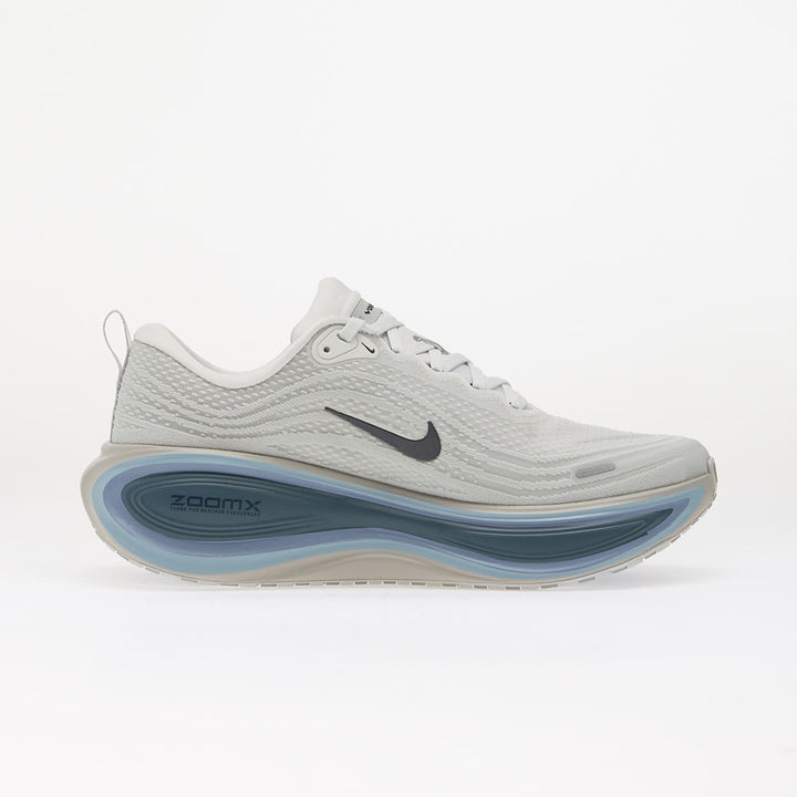 NIKE VOMERO PLUS OFF WHITE/ OBSIDIAN-GREY FOG-THUNDERSTORM