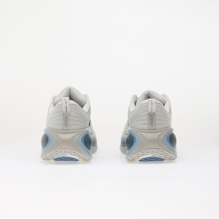 NIKE VOMERO PLUS OFF WHITE/ OBSIDIAN-GREY FOG-THUNDERSTORM