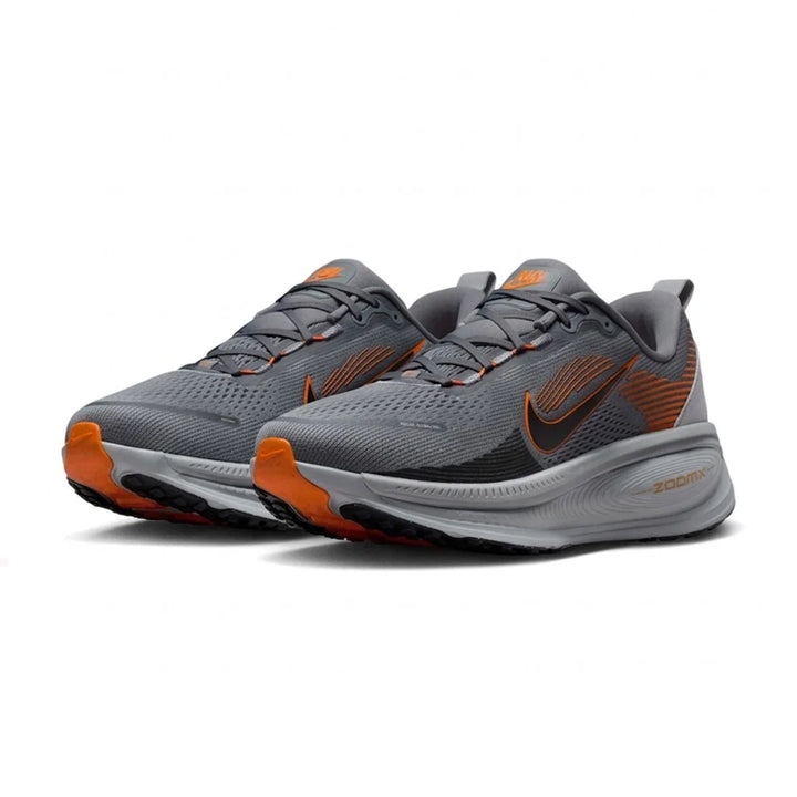 NIKE VOMERO 18 COOL GREY SAFETY ORANGE WOLF GREY BLACK