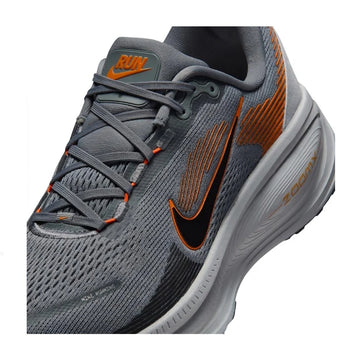 NIKE VOMERO 18 COOL GREY SAFETY ORANGE WOLF GREY BLACK — Stock