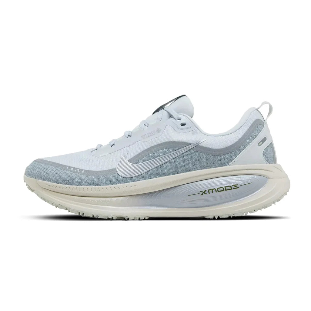 NIKE VOMERO 18 GORE-TEX PURE PLATINUM LIGHT PUMICE