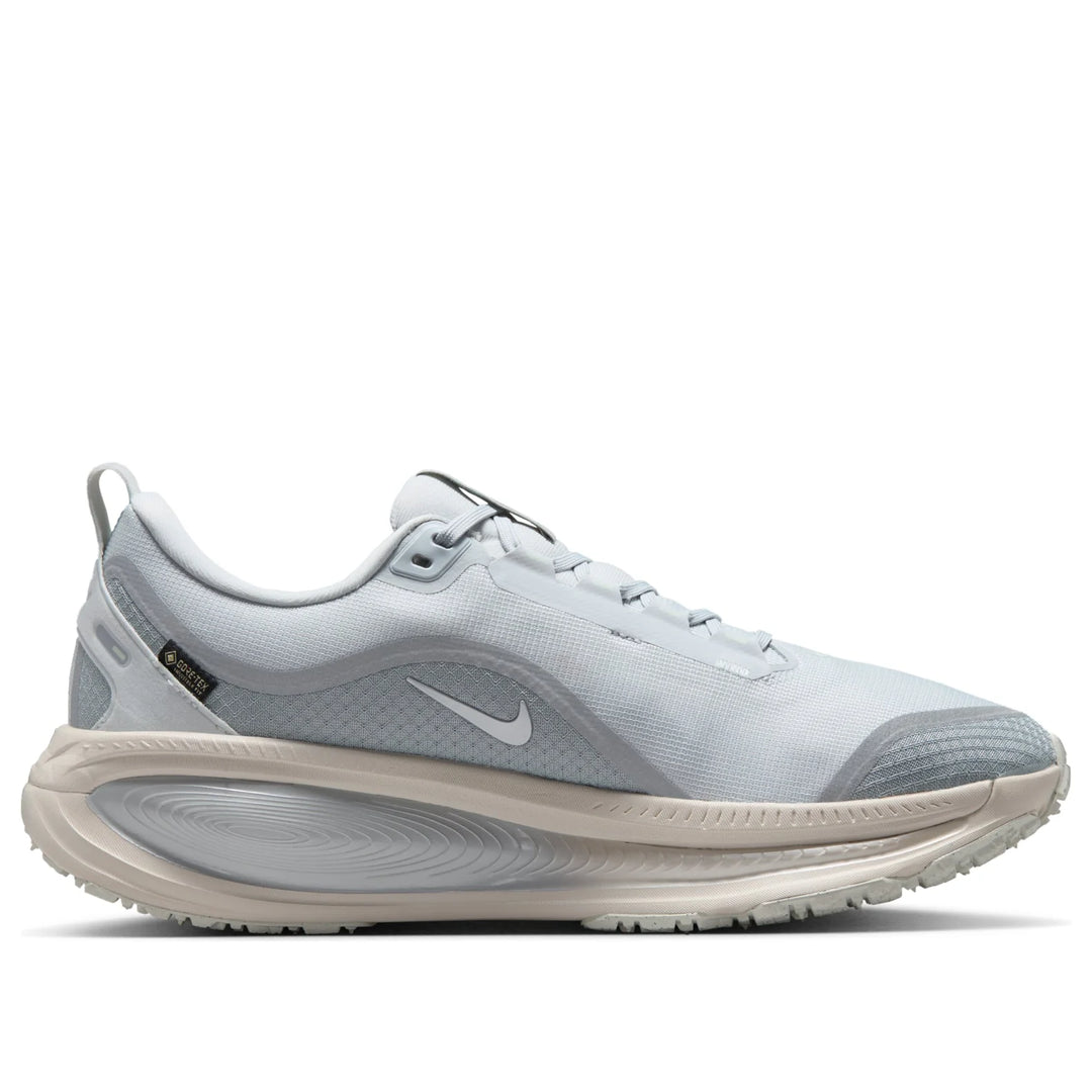 NIKE VOMERO 18 GORE-TEX PURE PLATINUM LIGHT PUMICE
