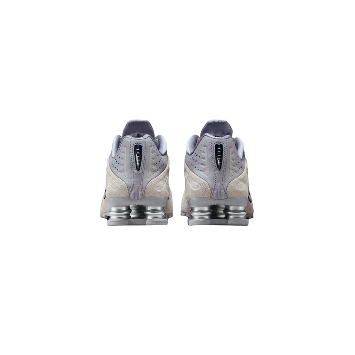 NIKE SHOX R4 CEMENT GREY BLACK W