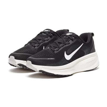 NIKE VOMERO 18 BLACK COCONUT MILK — Stock