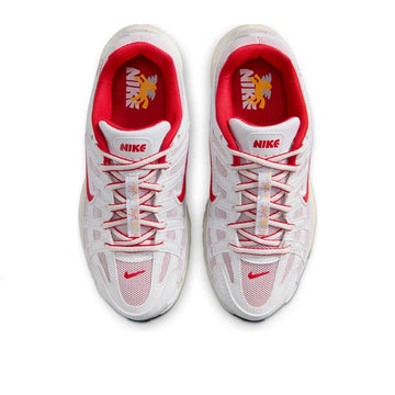 NIKE P-6000 WHITE UNIVERSITY RED SAIL BLACK — Stock