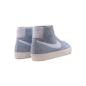 NIKE BLAZER MID 77 VINTAGE BLUE WHISPER W — Stock