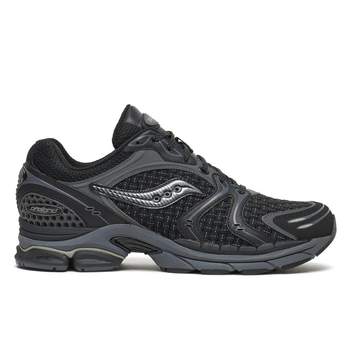 SAUCONY PROGRID TRIUMPH 4 FABRICATED FUTURE BLACK CARBON