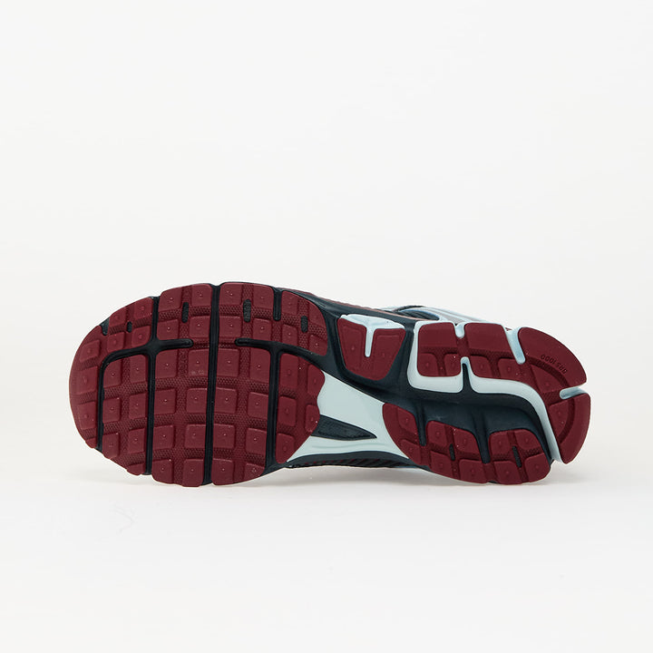 NIKE W ZOOM VOMERO 5 ARMORY NAVY/ TEAM RED-GLACIER BLUE