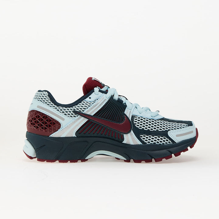 NIKE W ZOOM VOMERO 5 ARMORY NAVY/ TEAM RED-GLACIER BLUE