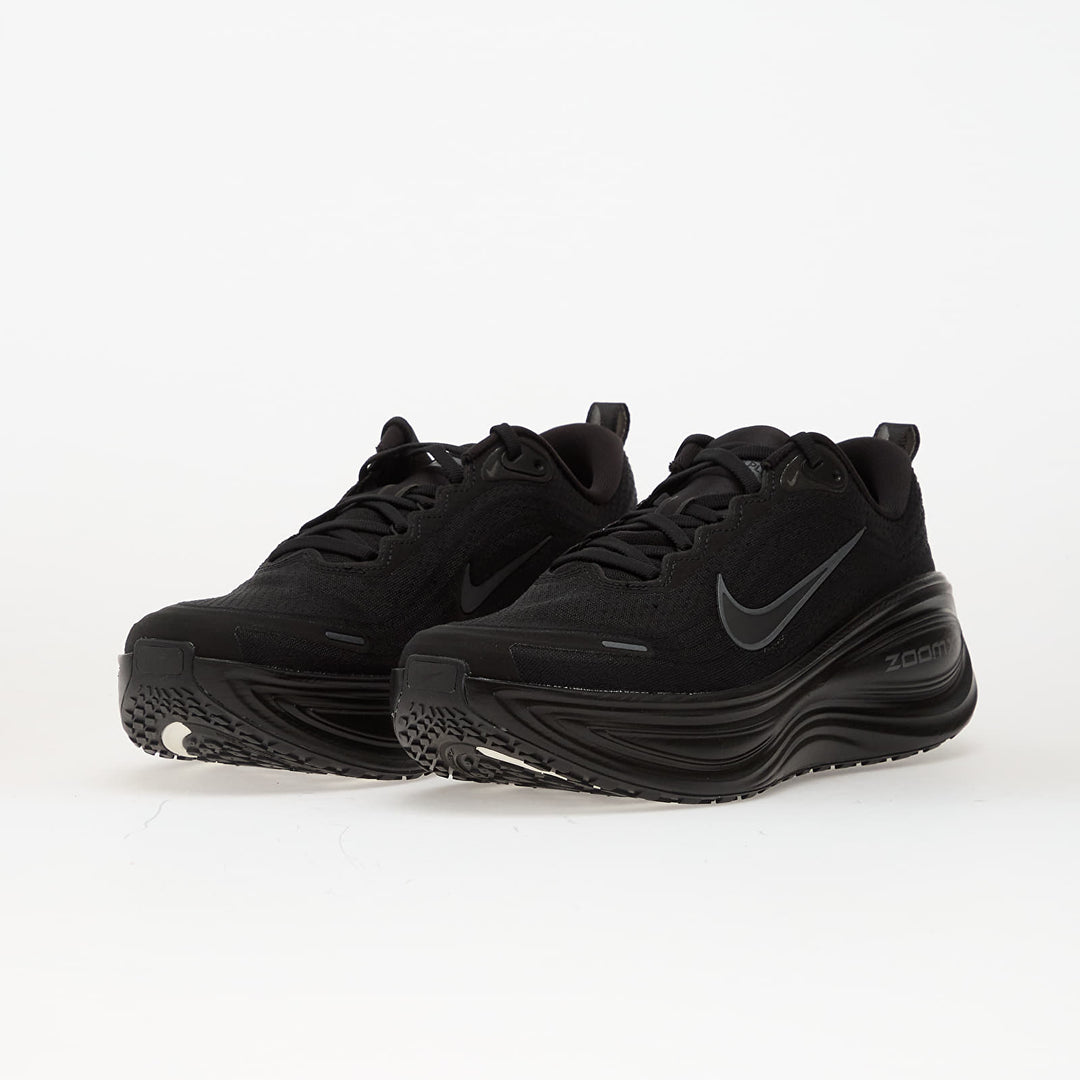 NIKE VOMERO PLUS BLACK/ DK SMOKE GREY-MTLC DK GREY-COOL GREY