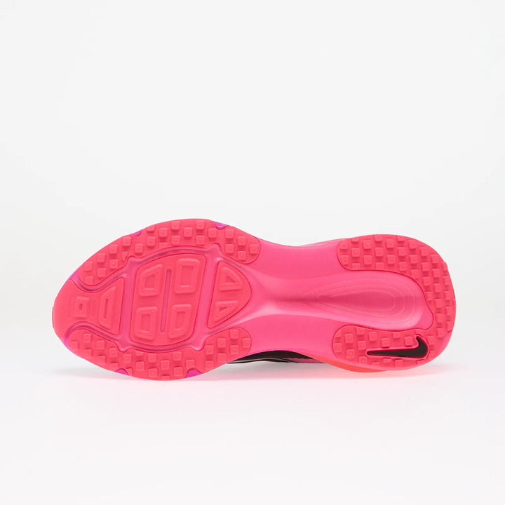 NIKE VOMERO 18 BLACK/ BLACK-HYPER PINK-LASER CRIMSON