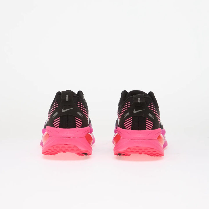 NIKE VOMERO 18 BLACK/ BLACK-HYPER PINK-LASER CRIMSON