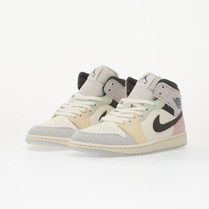 AIR JORDAN 1 MID SE SAIL/ ICED JADE-ANTHRACITE-JADE AURA
