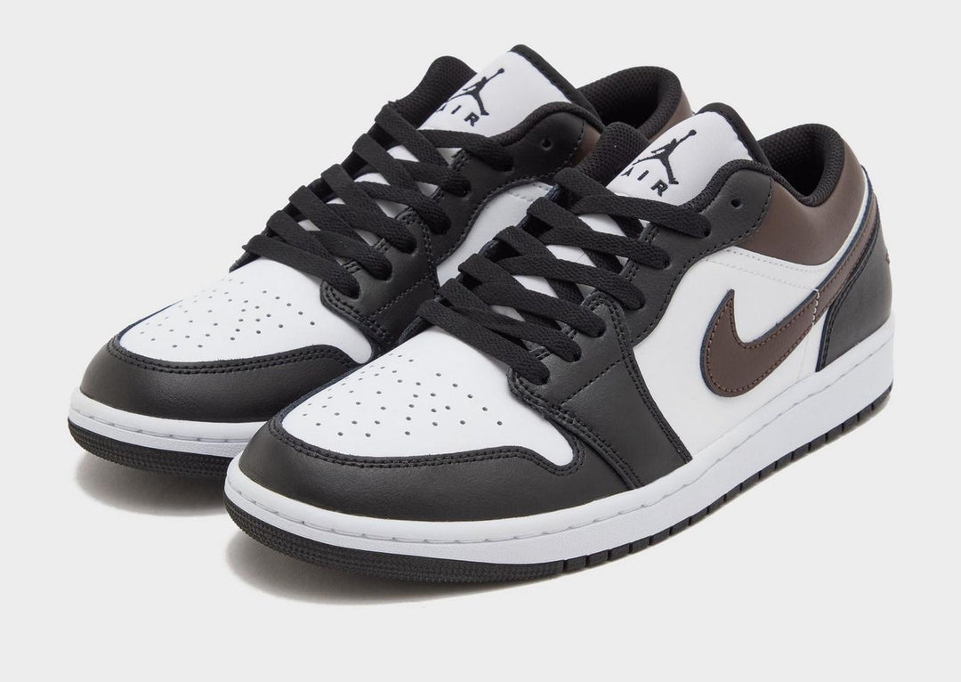 JORDAN AIR 1 LOW WHITE BLACK